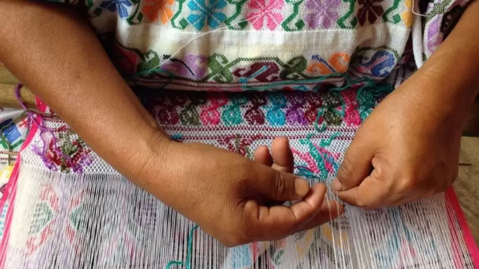 Diputada Evelyn S�nchez propone blindar legalmente los textiles ind�genas contra el plagio