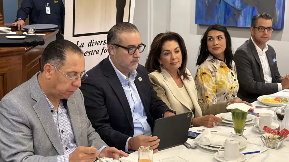 GOBIERNO PODR� USAR HASTA 30% DEL AHORRO DE TRABAJADORES