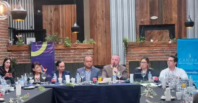 Acuerdan agenda conjunta para impulsar el turismo en Valle de Guadalupe y Ensena