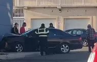 Veh�culo se impact� contra vivienda en la colonia Independencia; alumnos presenciaron el hecho