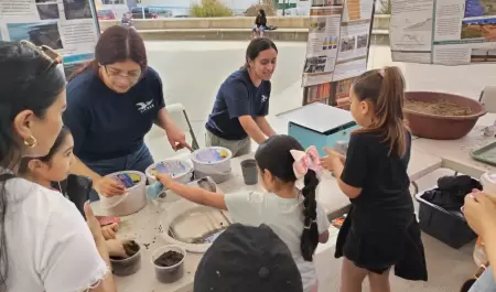 Acercan la ciencia a la comunidad