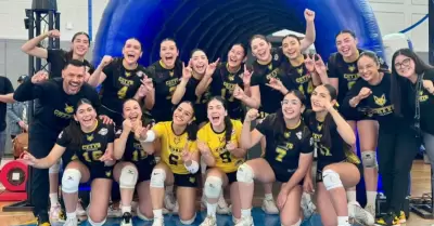 CETYS visita la UTEP para competir en un torneo de voleibol femenil