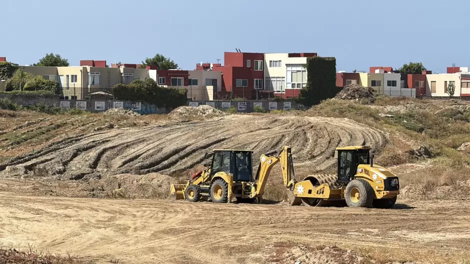 Protestan vecinos de playas de Tijuana contra proyecto inmobiliario en la Ca�ada Azteca