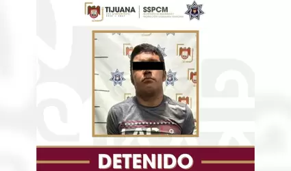 Arrestan a sujeto por asalto violento a comercio