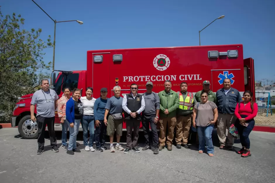 Instalan servicio de ambulancia permanente en Santa F