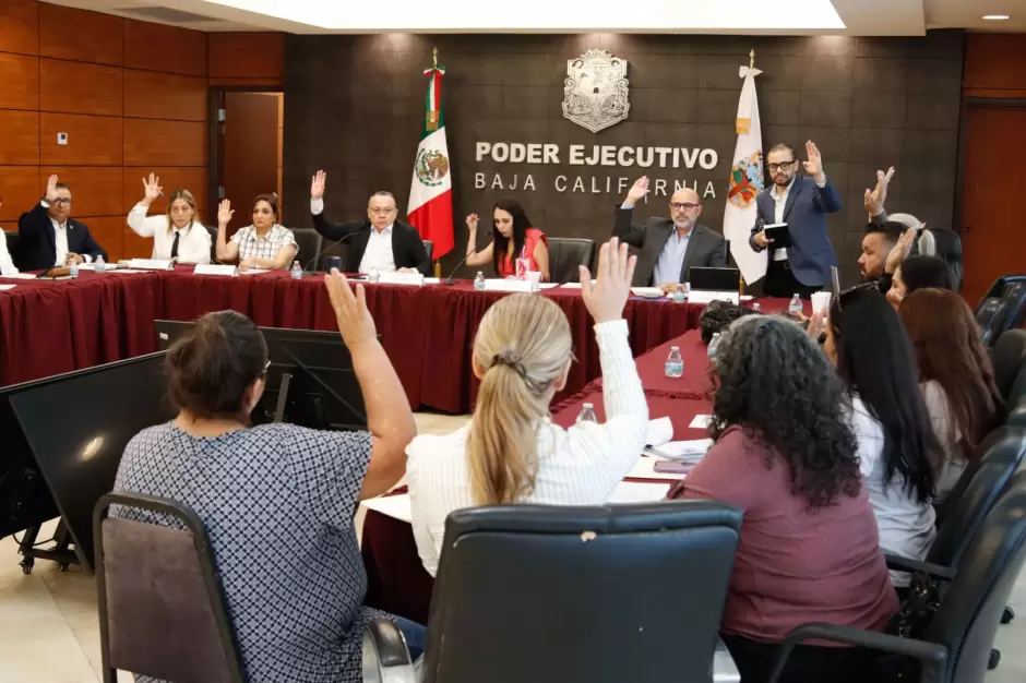 Di�logo directo con colectivos de b�squeda de Baja California