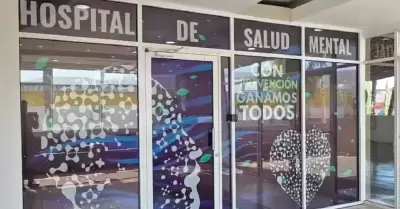 Psiquiatras advierten que prohibir celulares en escuelas resultar�a insuficiente