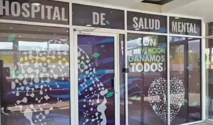 Psiquiatras advierten que prohibir celulares en escuelas resultar�a insuficiente