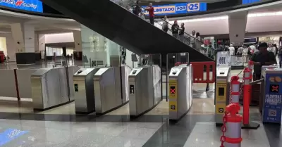 Tren Buenavista-Aeropuerto Internacional Felipe �ngeles (AIFA)