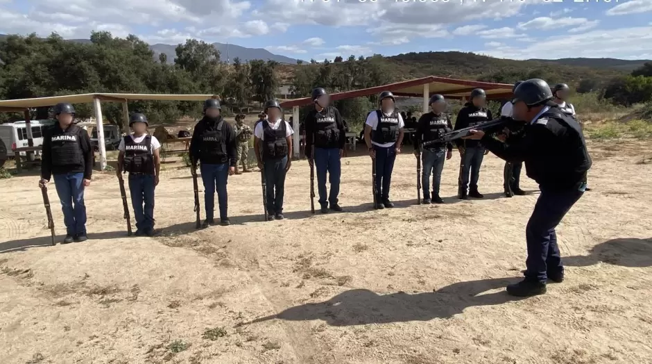 Pr�ctica de tiro en Ensenada como parte de nuevo modelo de adiestramiento