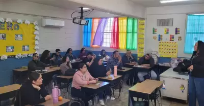 Refuerzan apoyo emocional a docentes en Baja California