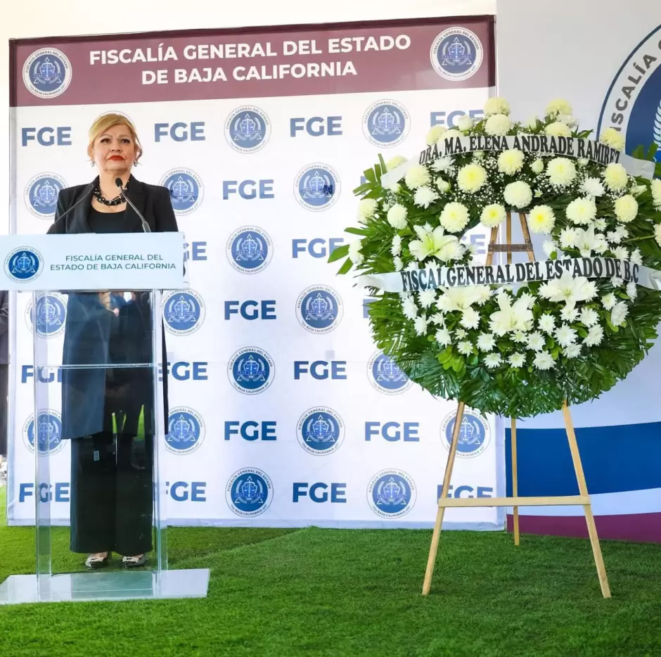 Honras f�nebres a agente del Ministerio P�blico, coordinador de Homicidios en Ensenada