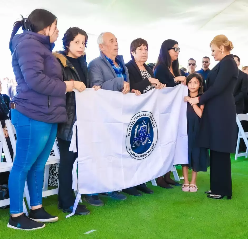 Honras f�nebres a agente del Ministerio P�blico, coordinador de Homicidios en Ensenada