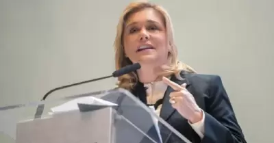 Citan a gobernadora de Chihuahua por caso de agentes de la CIA