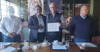 Grupo 33 y Colegio de Abogados Zona Este