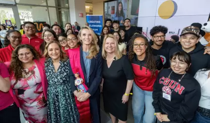 California lanza iniciativa para que estudiantes latinos generen riqueza