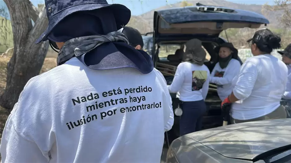 Jalisco, donde las familias cavan en busca de los desaparecidos