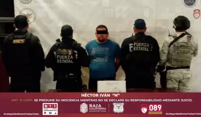 Aseguran a conductor armado tras manejo temerario en Tijuana