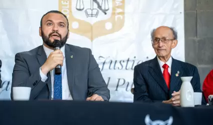 Resaltan importancia de que abogados incorporen el conocimiento de la historia d