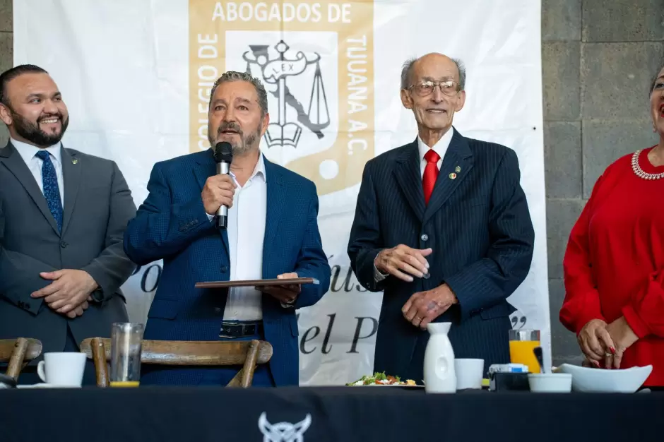 Resaltan importancia de que abogados incorporen el conocimiento de la historia de Tijuana en su formaci�n