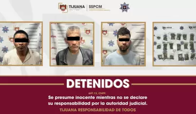 Presuntos responsables de abandonar un veh�culo con un cuerpo son asegurados por