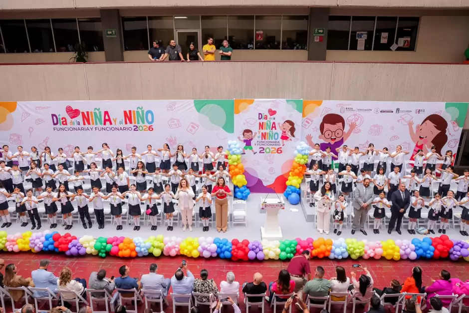 Fomenta gobernadora Marina del Pilar liderazgo de la ni�ez bajacaliforniana en el D�a de la Ni�a y el Ni�o