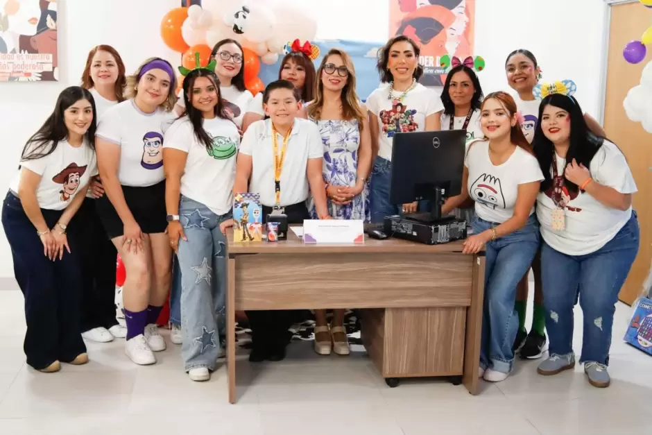 Respalda ni�o director de CEJUM por un d�a derechos de la ni�ez bajacaliforniana