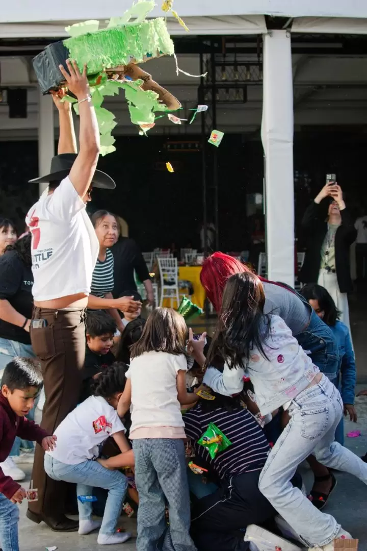 Celebran el D�a del Ni�o a menores de casas hogar