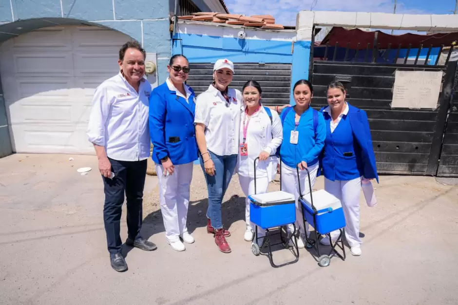 Promueve gobernadora Marina del Pilar vacunaci�n para proteger a las familias de Baja California