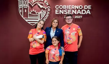 Claudia Agat�n refrenda su apoyo a las y los atletas ensenadenses