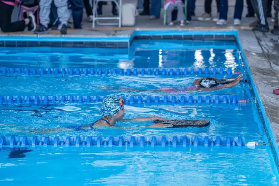 Entrega Ismael Burgue�o alberca remodelada de la Unidad Deportiva Tijuana