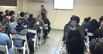 Se otorga capacitaci�n a preparadores de alimentos de Playas de Rosarito