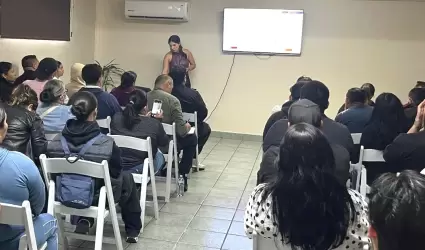 Se otorga capacitaci�n a preparadores de alimentos de Playas de Rosarito
