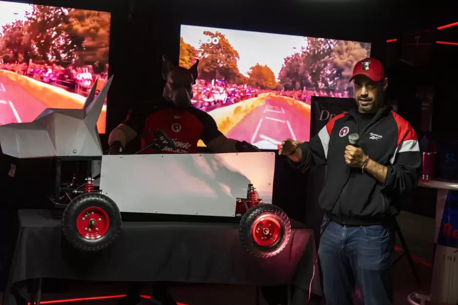 Xolos presenta el veh�culo con el que buscar� hacer historia en el Red Bull Soapbox Race