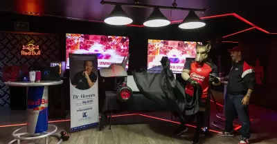 Xolos presenta el veh�culo con el que buscar� hacer historia en el Red Bull Soap