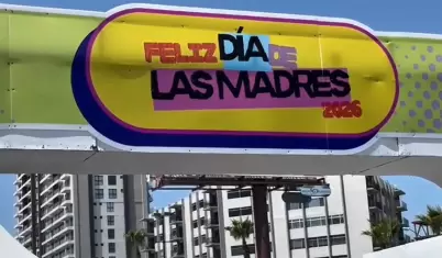 Festival del D�a de las Madres de Grupo Caliente
