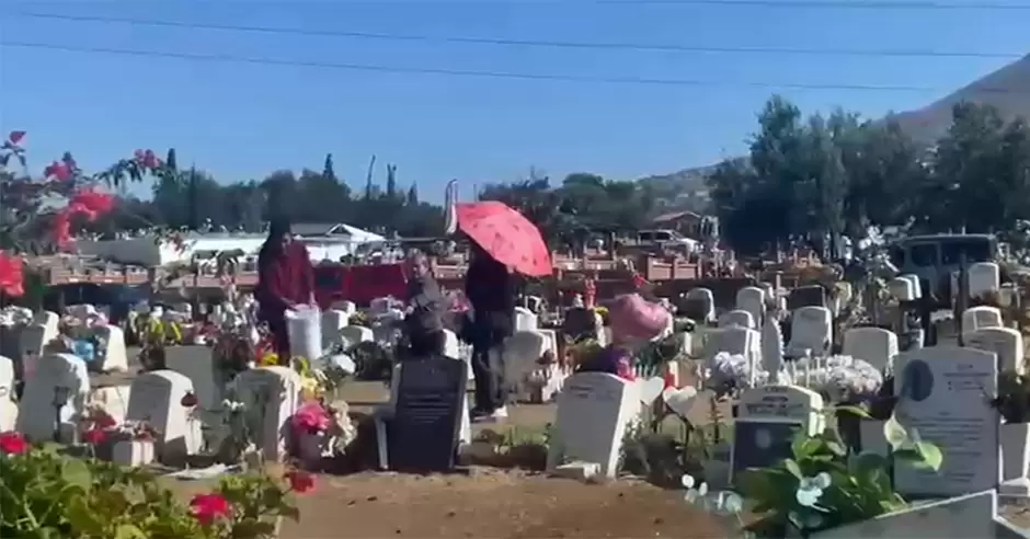 Panteones de Tijuana registraron incremento de visitantes por el Día de las Madres