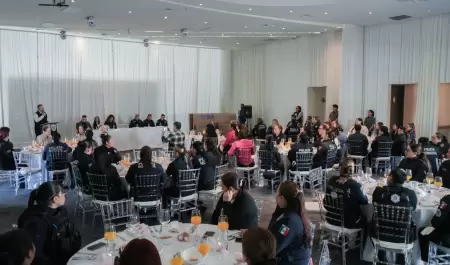 Reconoce SSPCM la valent�a y compromiso de las madres que velan por la seguridad