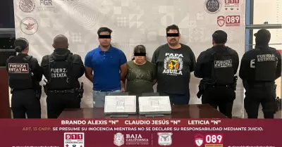Presuntos integrantes de grupo criminal armados en Tecate