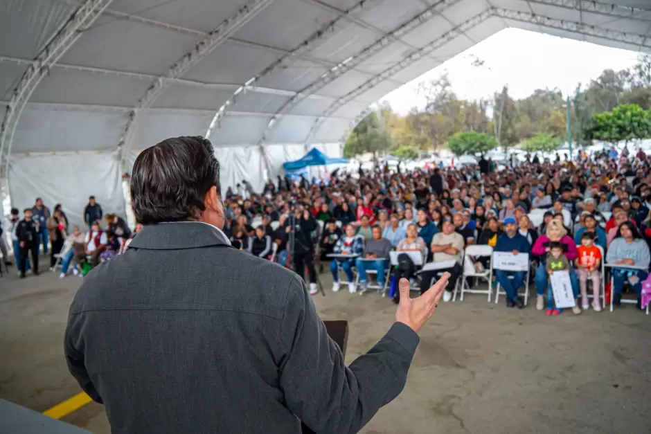 Entrega de apoyos económicos a emprendedores de Cerro Colorado y Otay
