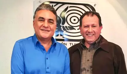 Jes�s Ruiz Uribe se re�ne con dirigente del STIRTT Tijuana para impulsar capacit