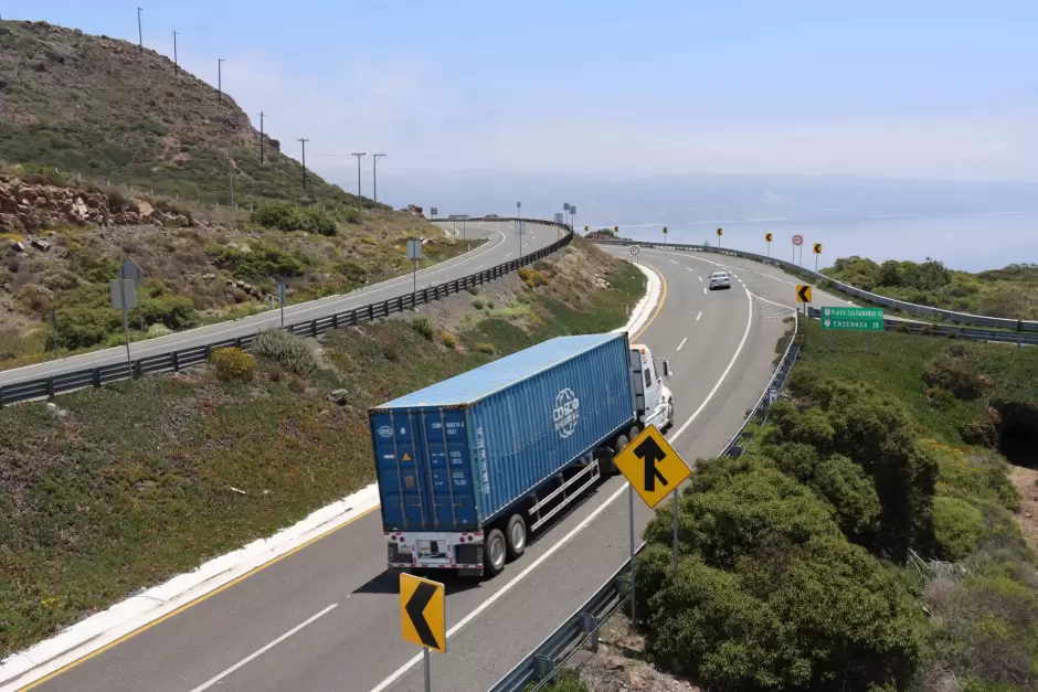 Fortalecen red carretera de Baja California