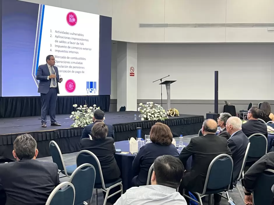 SAT enduruce las revisiones a contribuyentes RESICO