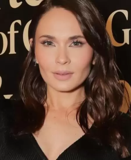 Adriana Louvier