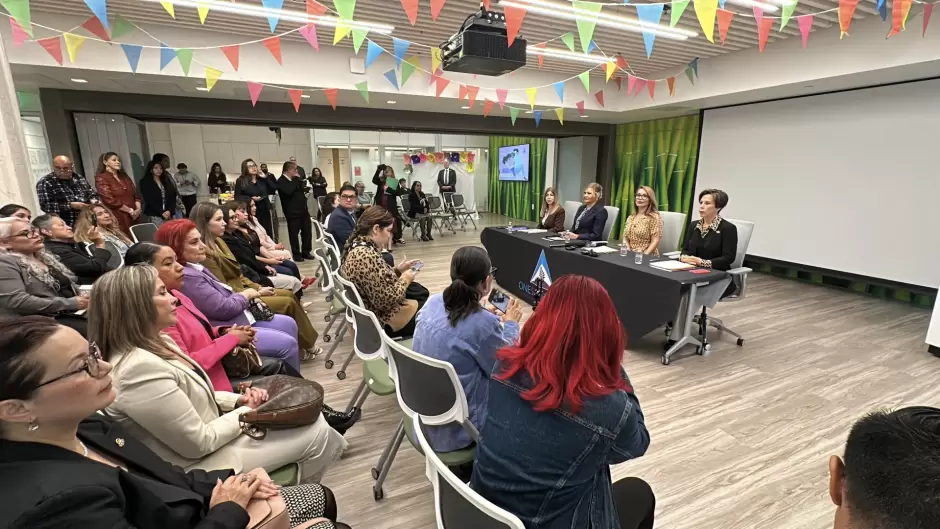 Renuevan acuerdo binacional San Diego - Baja California contra la violencia de g�nero