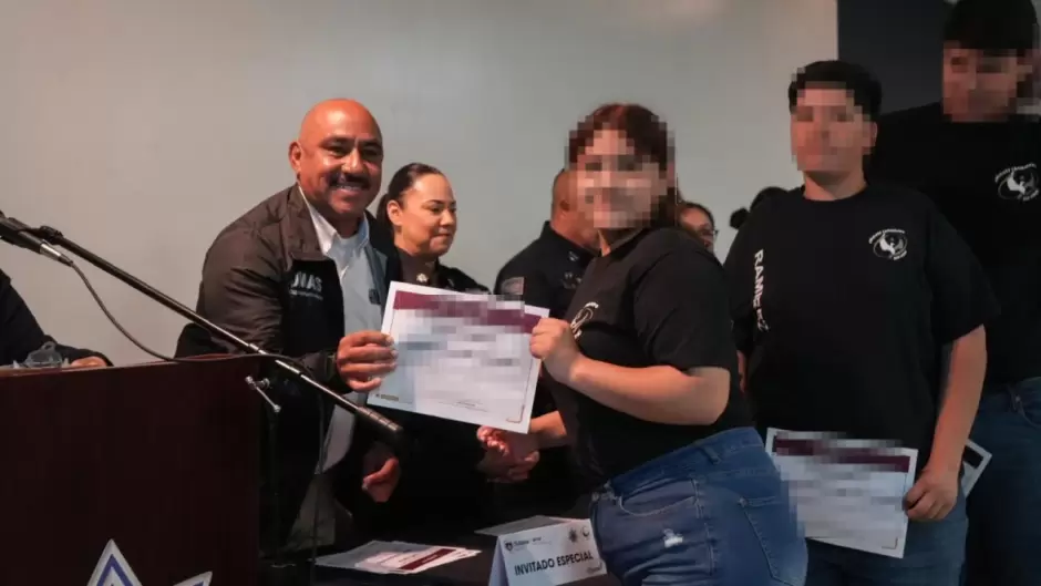 Programa preventivo "J�venes Cambiando sus Vidas" en Tijuana