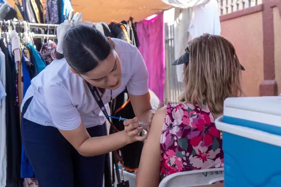 Secretaría de Salud realiza llamado de vacunación en Baja California