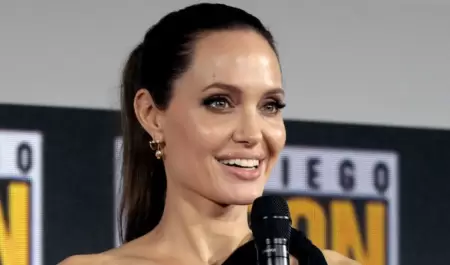 Angelina Jolie