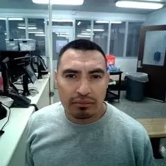 Patrulla Fronteriza detiene a 19 migrantes en alcantarillado fronterizo de San Diego