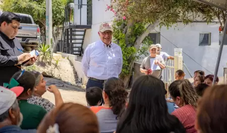 Presenta Alfredo �lvarez Plan Maestro a l�deres vecinales y transportistas en Ti